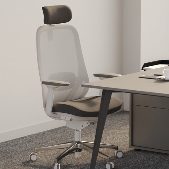 Glory Beyaz plastik iskeletli file döşemeli hareketli kollu ayarlanabilir mekanizmalı ofis yönetici koltuğu müdür koltuğu fileli koltuk
